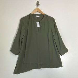 J. JILL Englishmoss Color V-Neck Pullover Blouse. Size Small. (NWT).